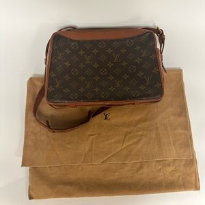 Vintage Louis Vuitton Purse